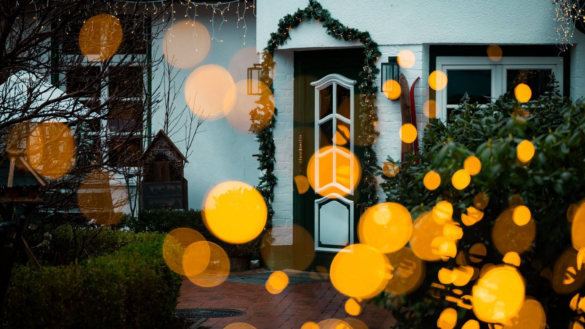 Eingang Borchards Rookhus bei weihnachtlicher Stimmung